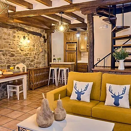 Tia Josefa Hotel